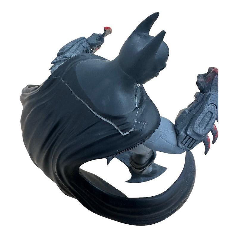 (DAMAGED) BATMAN ARKHAM CITY BATMAN STATUE - Kings Comics