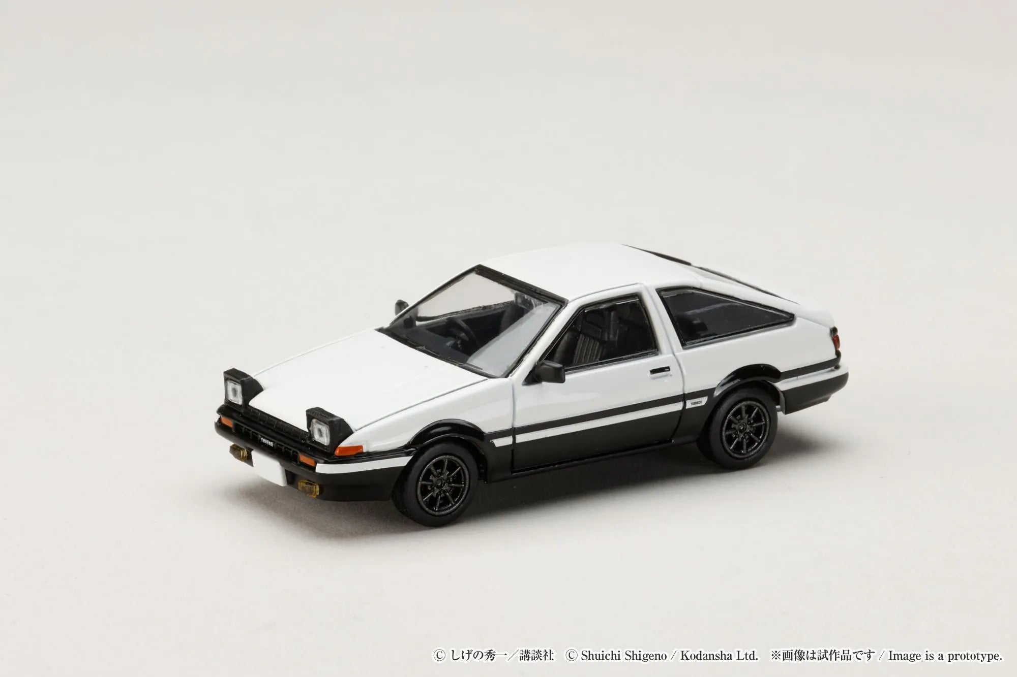 HOBBY JAPAN 1/64 TOYOTA SPRINTER TRUENO AE86 TAKUMI FUJIWARA VS KEISUKE TAKAHASHI INITIAL D