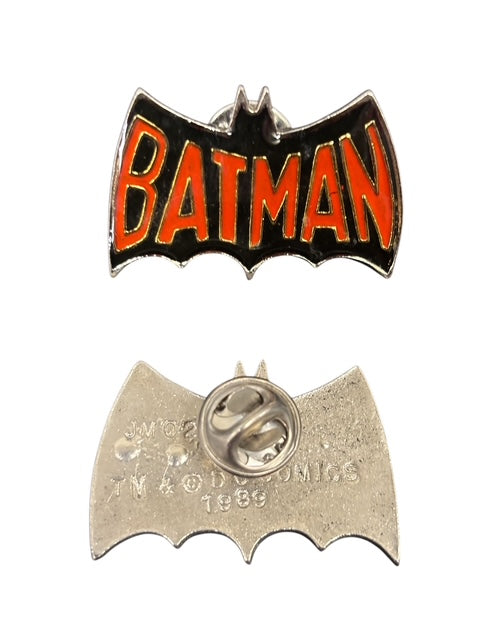 VINTAGE DC COMICS  BATMAN LOGO METAL BADGE (1989)