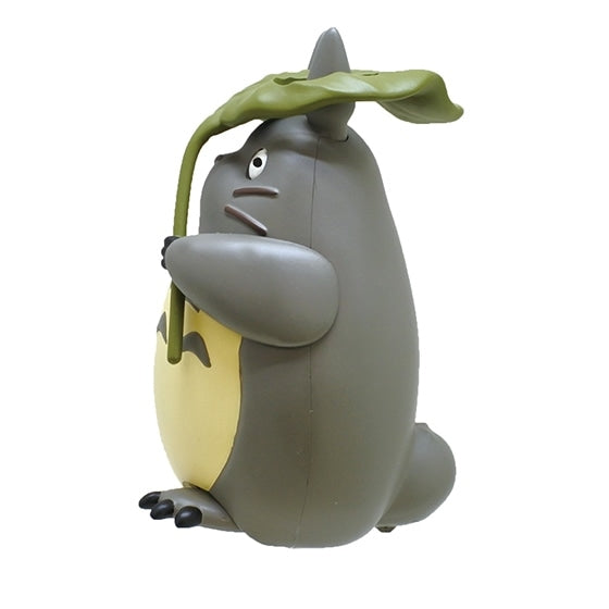 MY NEIGHBOR TOTORO PULL BACK GRAY TOTORO WITH LEAF FIG