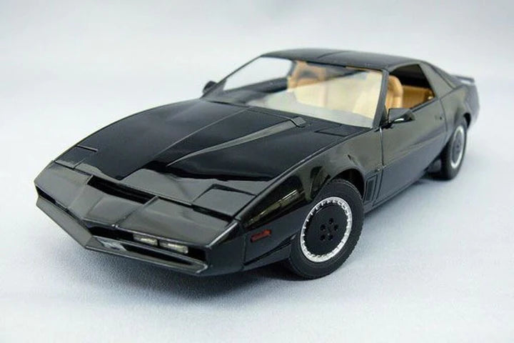 KNIGHT RIDER KNIGHT 2000 KITT SEASON 3 1/24 MODEL KIT