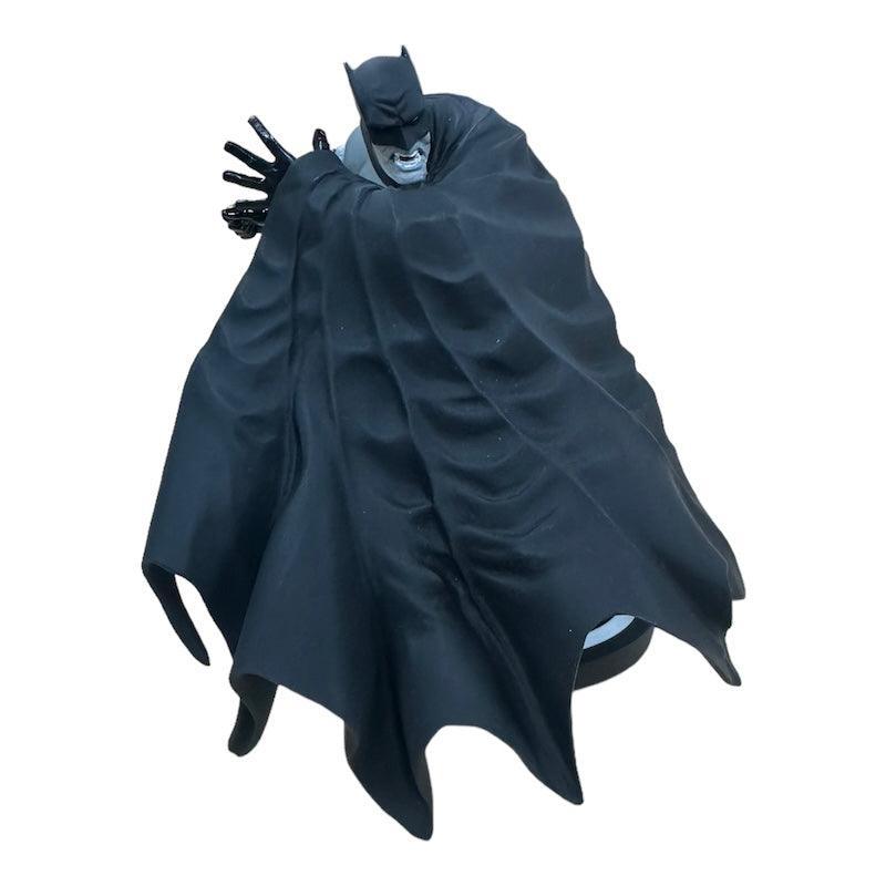 (DAMAGED) BATMAN BLACK & WHITE STATUE BY DAVE JOHNSON