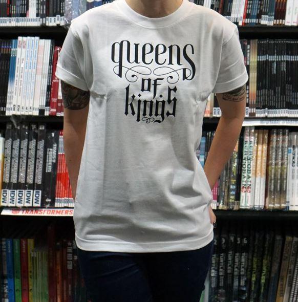 QUEENS OF KINGS LADIES T-SHIRT SIZE 12