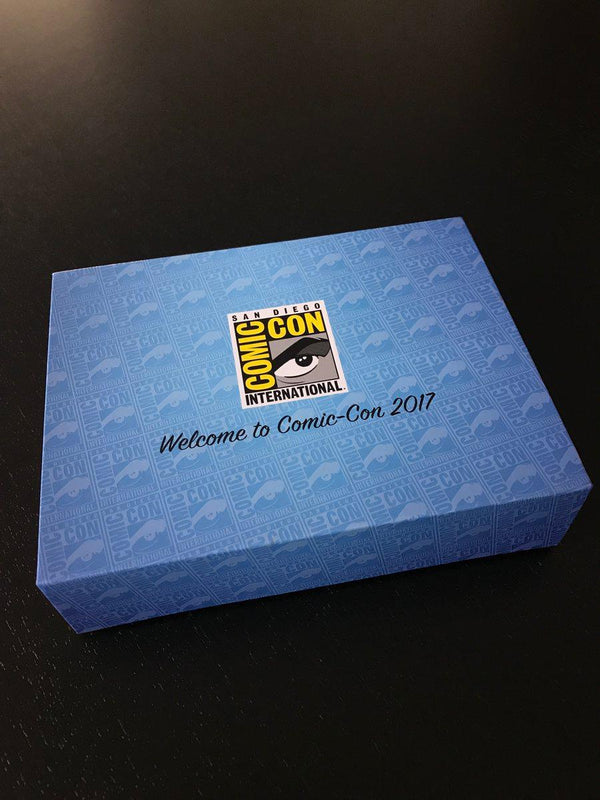 SDCC 2017 'WELCOME TO COMIC-CON' PIN AND BOOKLET BOX SET