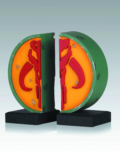 STAR WARS MANDALORIAN BOOKENDS - DAMAGED