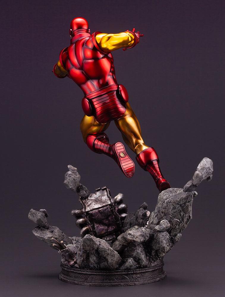 MARVEL UNIVERSE AVENGERS IRON MAN FINE ART STATUE - DAMAGED - Kings Comics